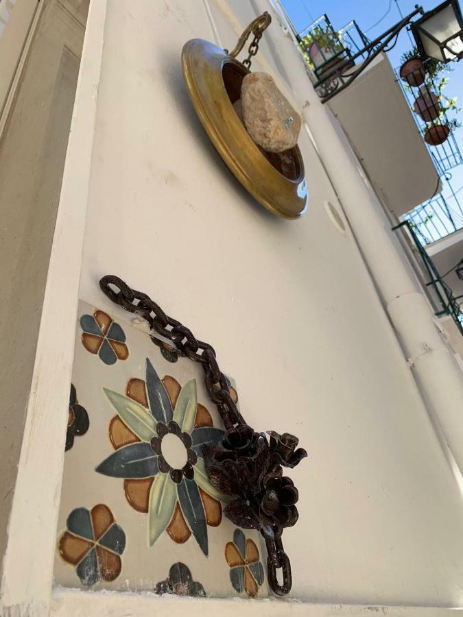 Fiori Catene Tra Le Torri Conversano Buitenkant foto